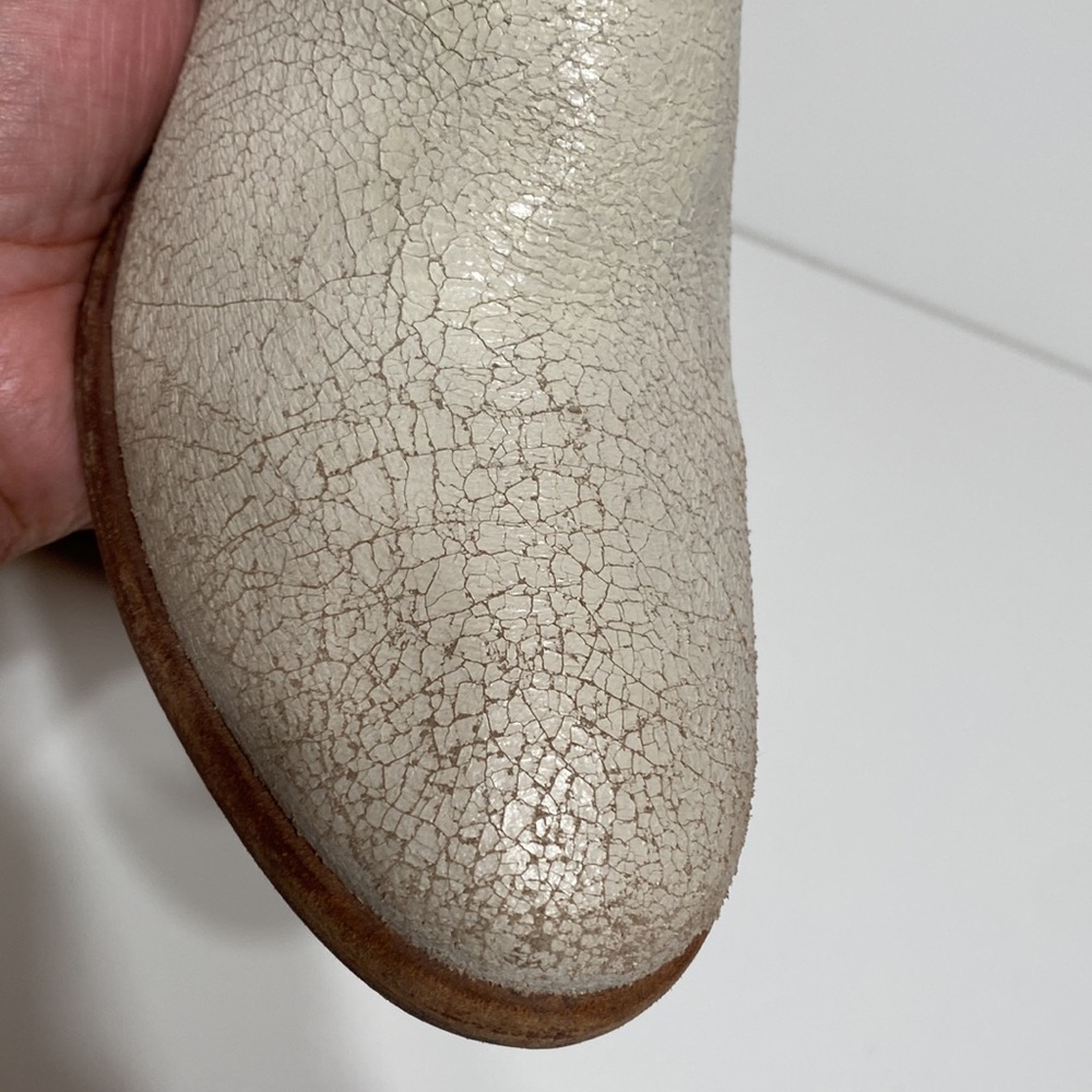 Frye Carson Piping Booties Off White Cream Distressed Color - Picture 11 of 17